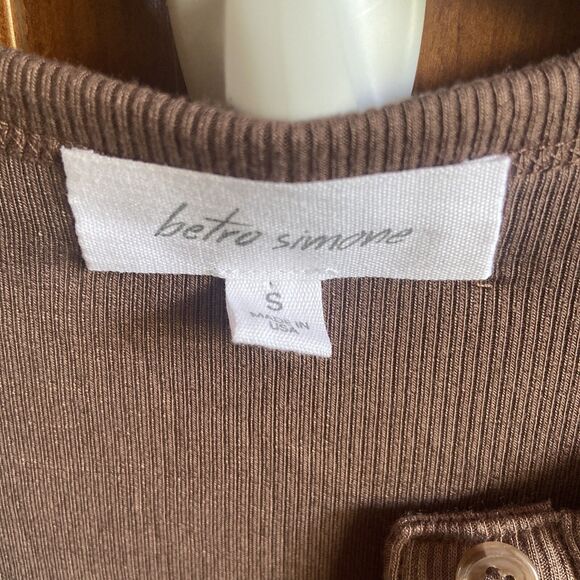 Betro Simone Brown Bodysuit Ribbed Henley Stretch Button-Up Soft Snap Size Small - Picture 3 of 9